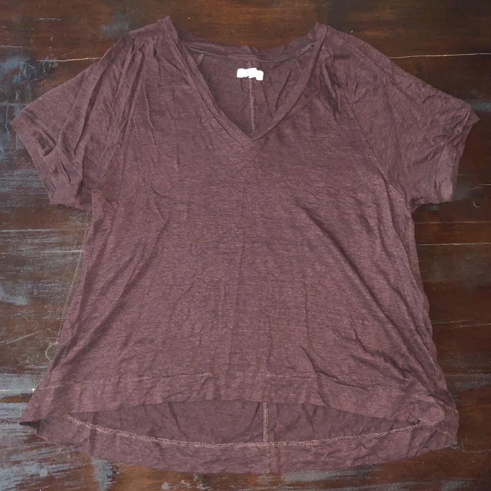 Madewell maroon v-neck tee